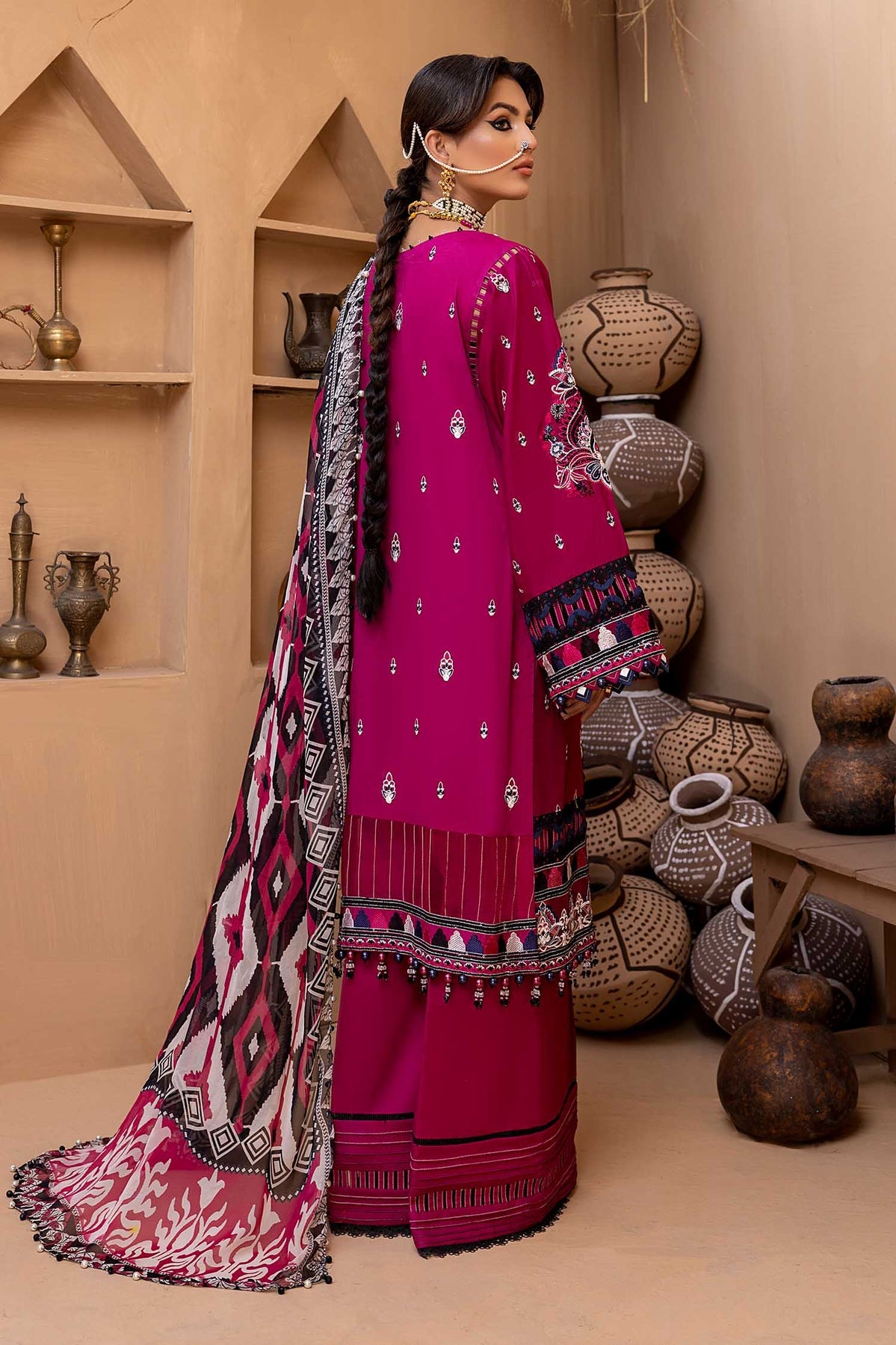 Aangan By Adans Libas Luxury Lawn – 07 – GulNaaz