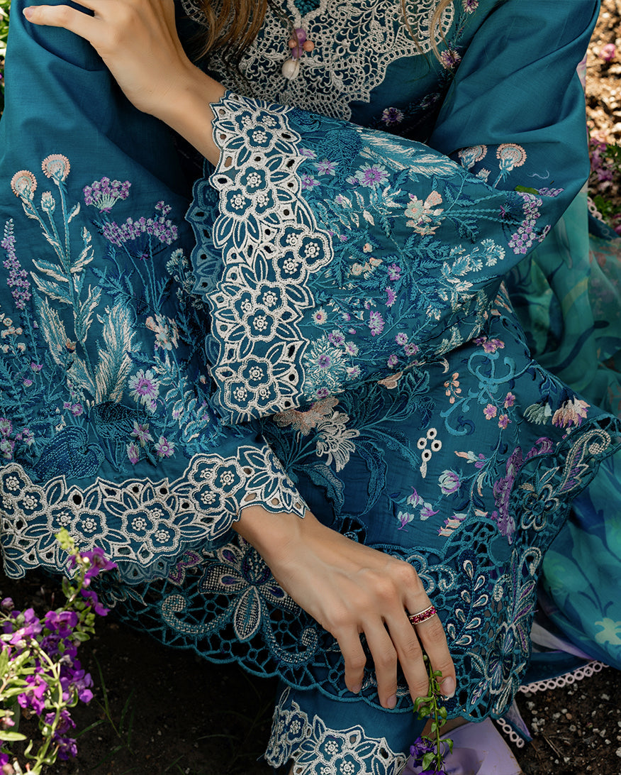 Mushq Hemline Lawn · The Secret Garden – Emerald Fern