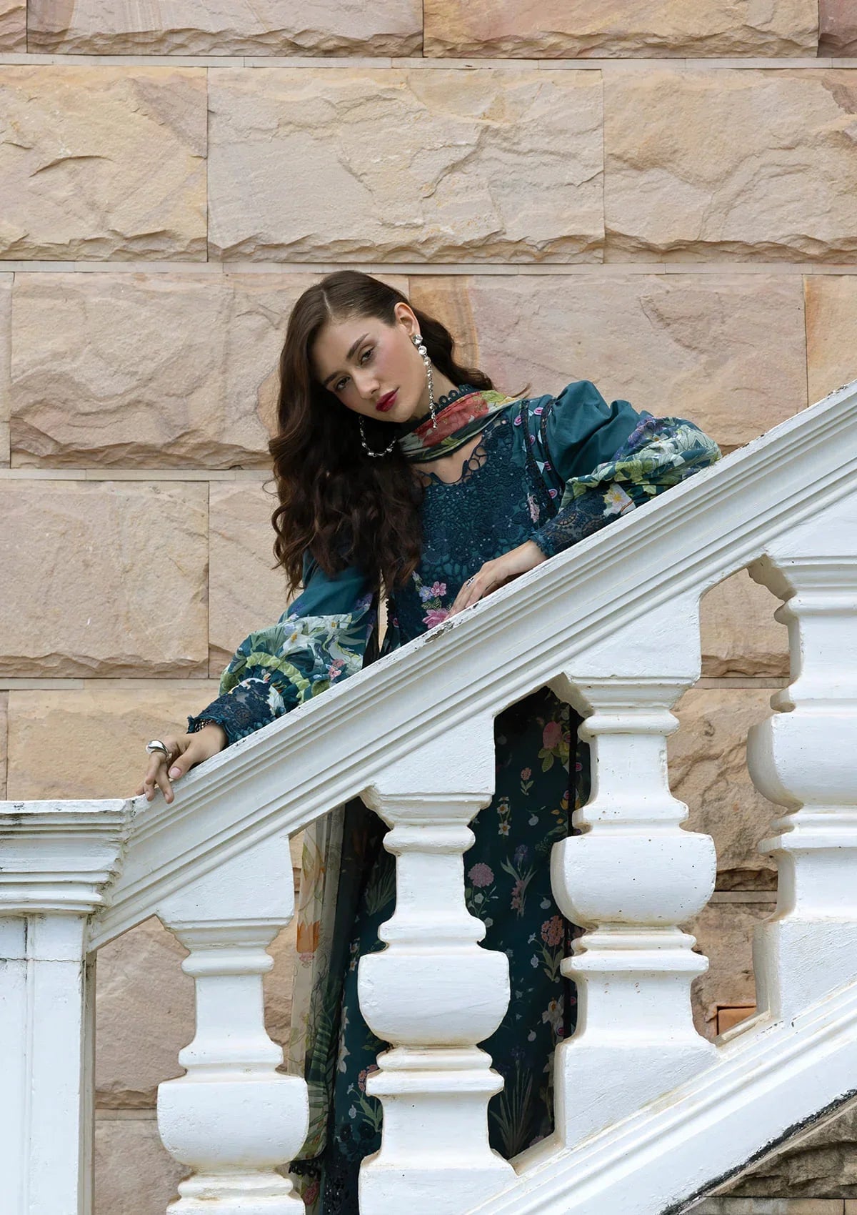 Elaf Signature Embroidered Lawn Prints – ESA-5A OCEANA VEIL