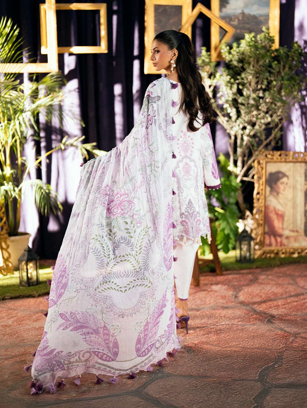 Jade Urbane Printed Lawn With Chiffon Dupatta – 20959 A