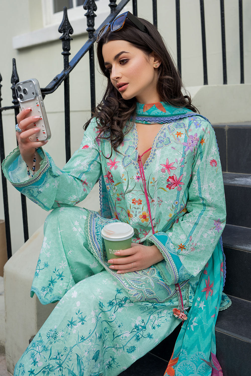 Sobia Nazir Lawn Prints – Design 3B