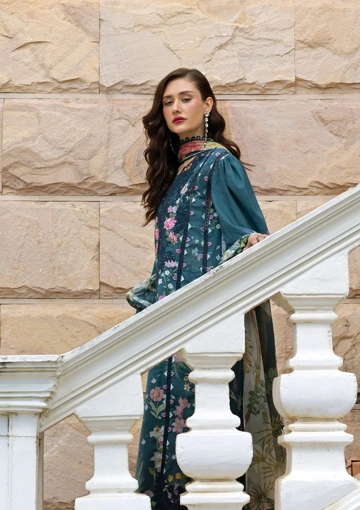 Elaf Signature Embroidered Lawn Prints – ESA-5A OCEANA VEIL