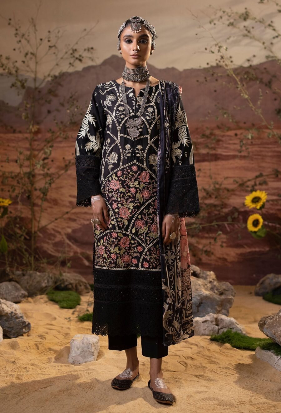 Adan’s Libas Traditional Signature Lawn – D-110