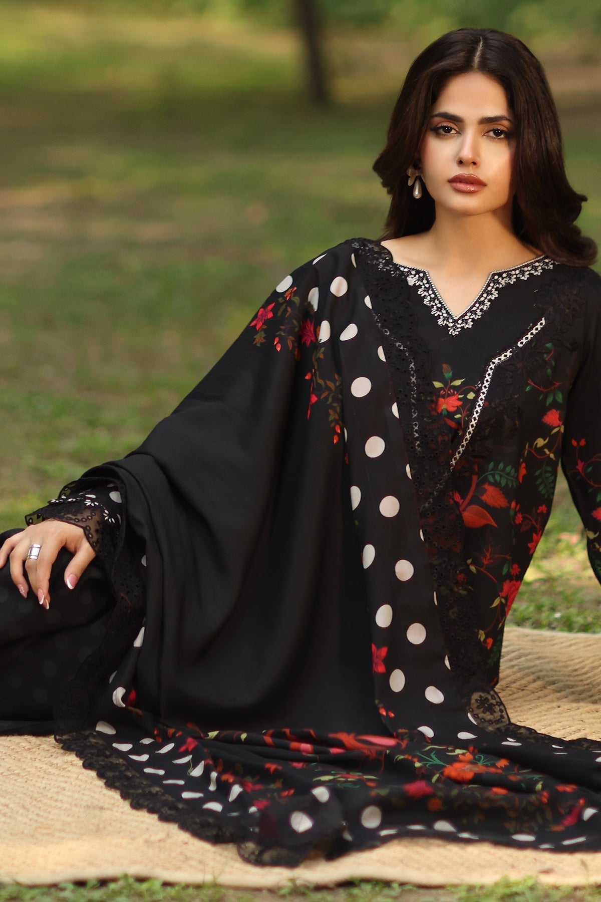 Charizma Aniq Winter – Embroidered Linen ANW6-13