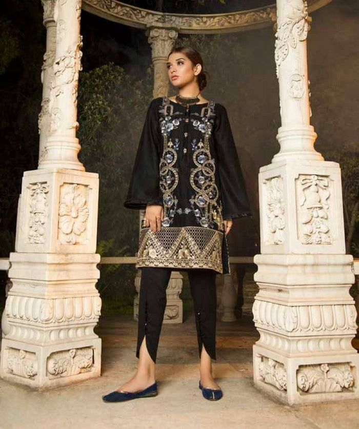 Muzayyan Embroidered Kurti Sable Black ALM 08