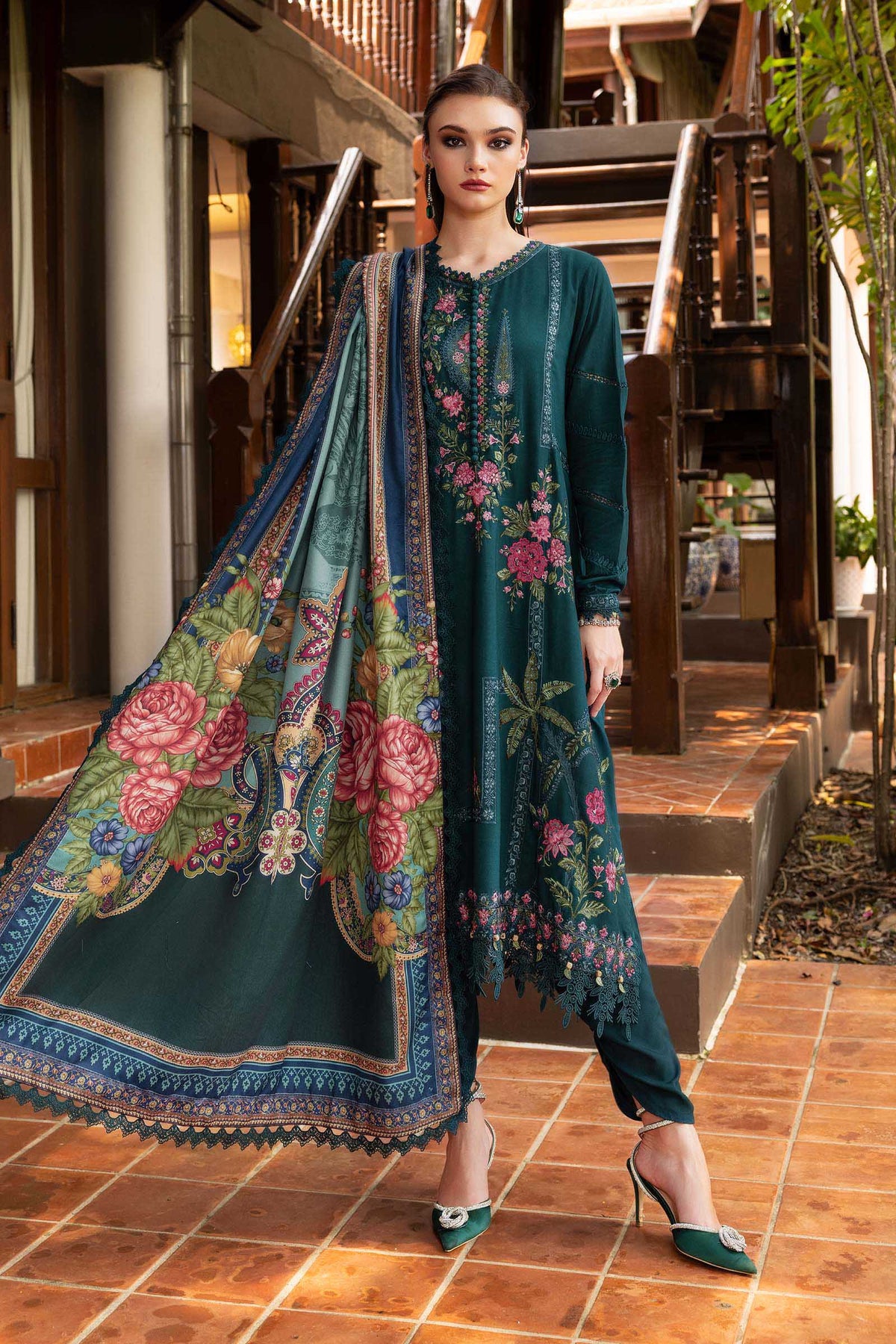 MARIA.B MPrints Winter – Embroidered Twill Linen Suit MPT-2807-B