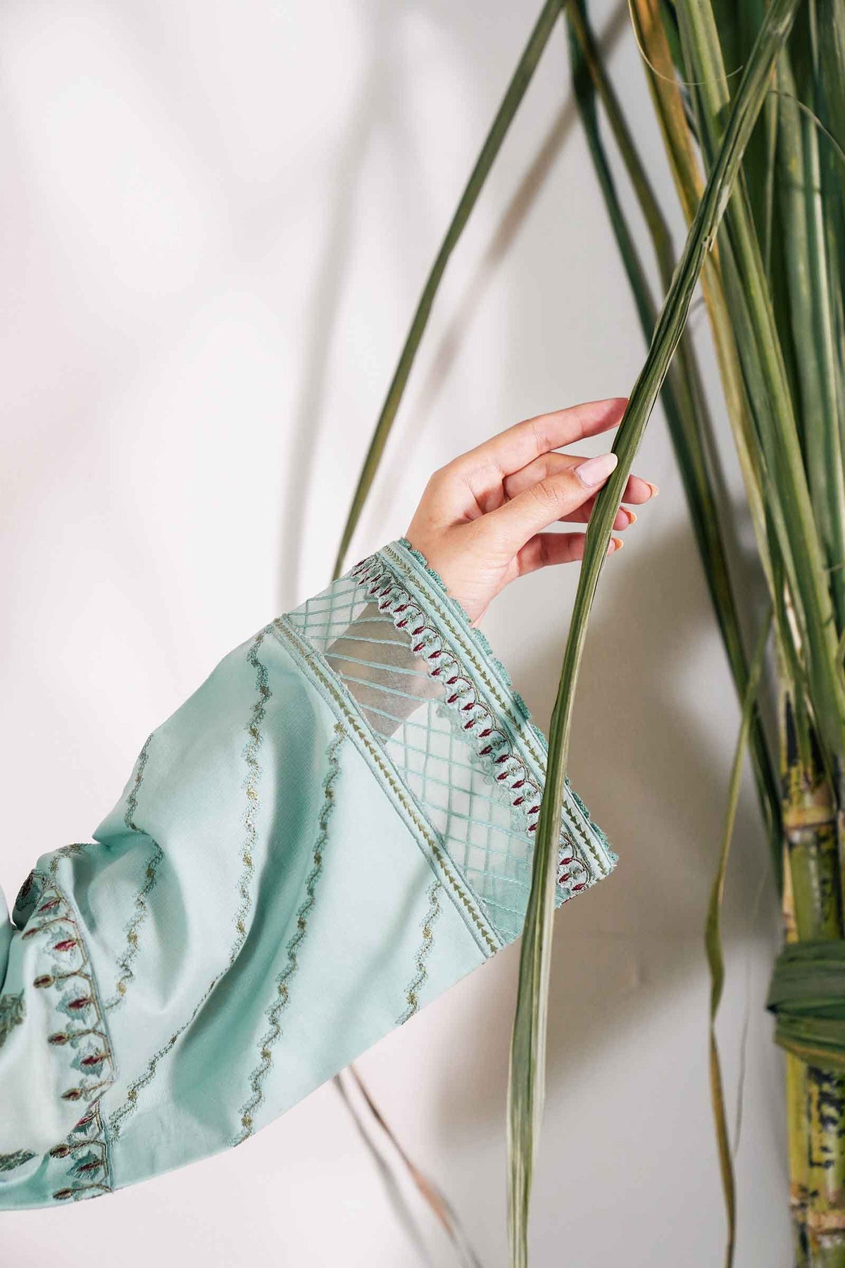Zara Shahjahan Luxury Lawn Collection 2021 – NOORI-A