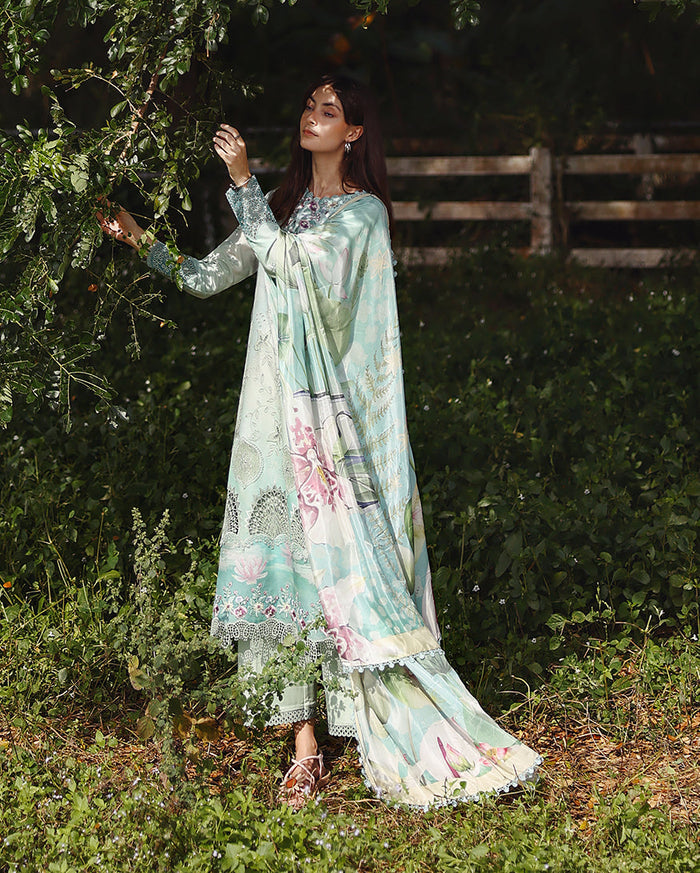 Mushq Solace Ombre Chikankari Lawn – Tranquil Muse