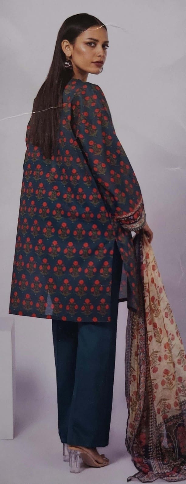 Khaadi Monsoon Printed Lawn ALA230544A