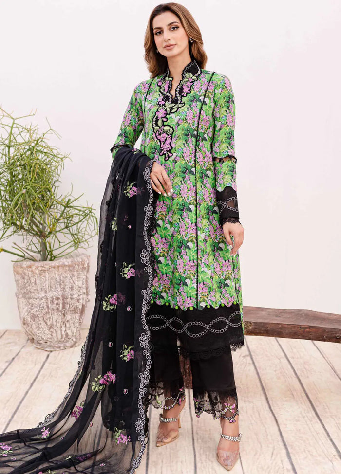 Shiree By Sable Vogue Embroidered Lawn D-06 Black Iris.